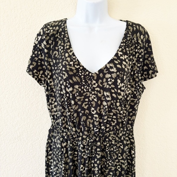 Tommy Bahama Women's Wild One Short-Sleeve Jumpsuit, Multi, Medium - Picture 2 of 12